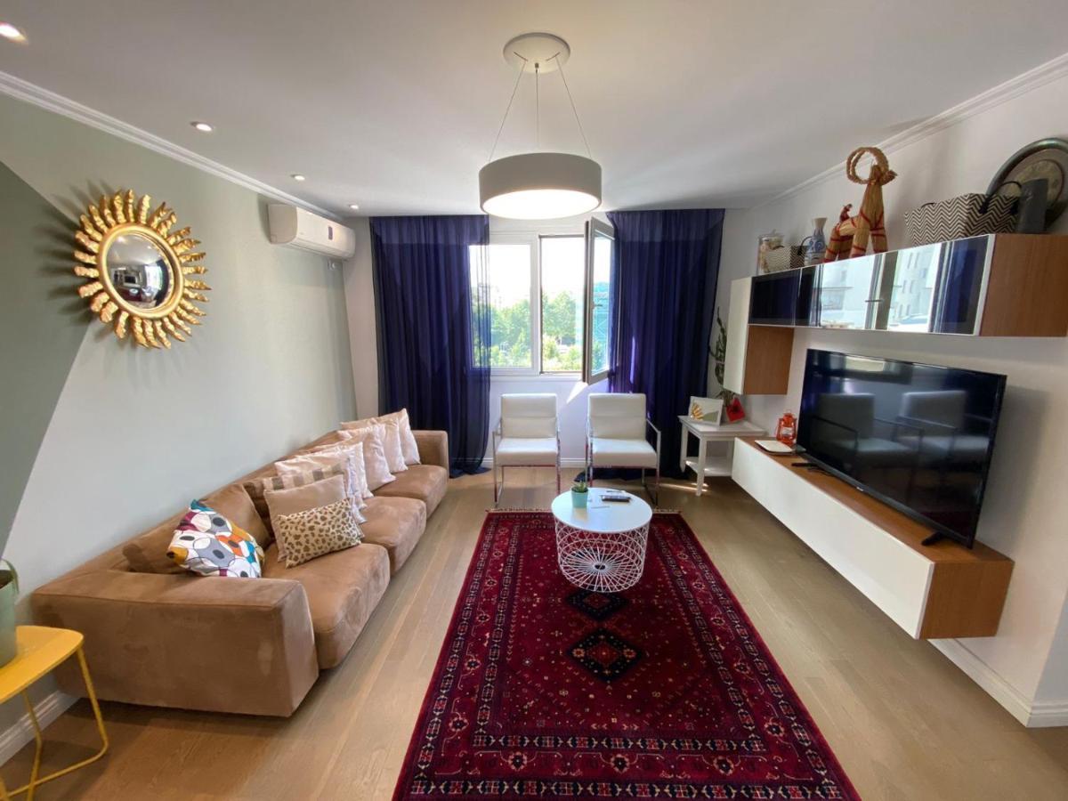 Cozy & Stylish Apartment Тирана Екстер'єр фото